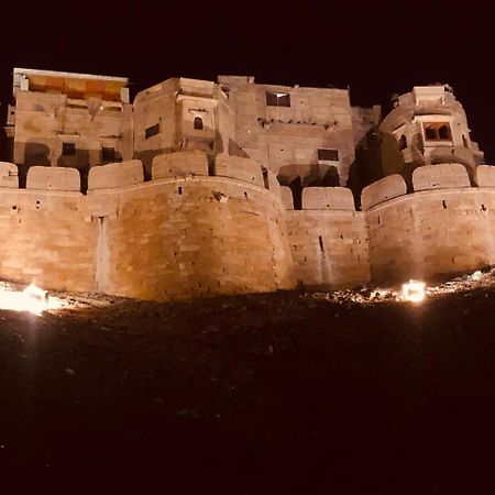 Desert Haveli Guest House Jaisalmer Buitenkant foto