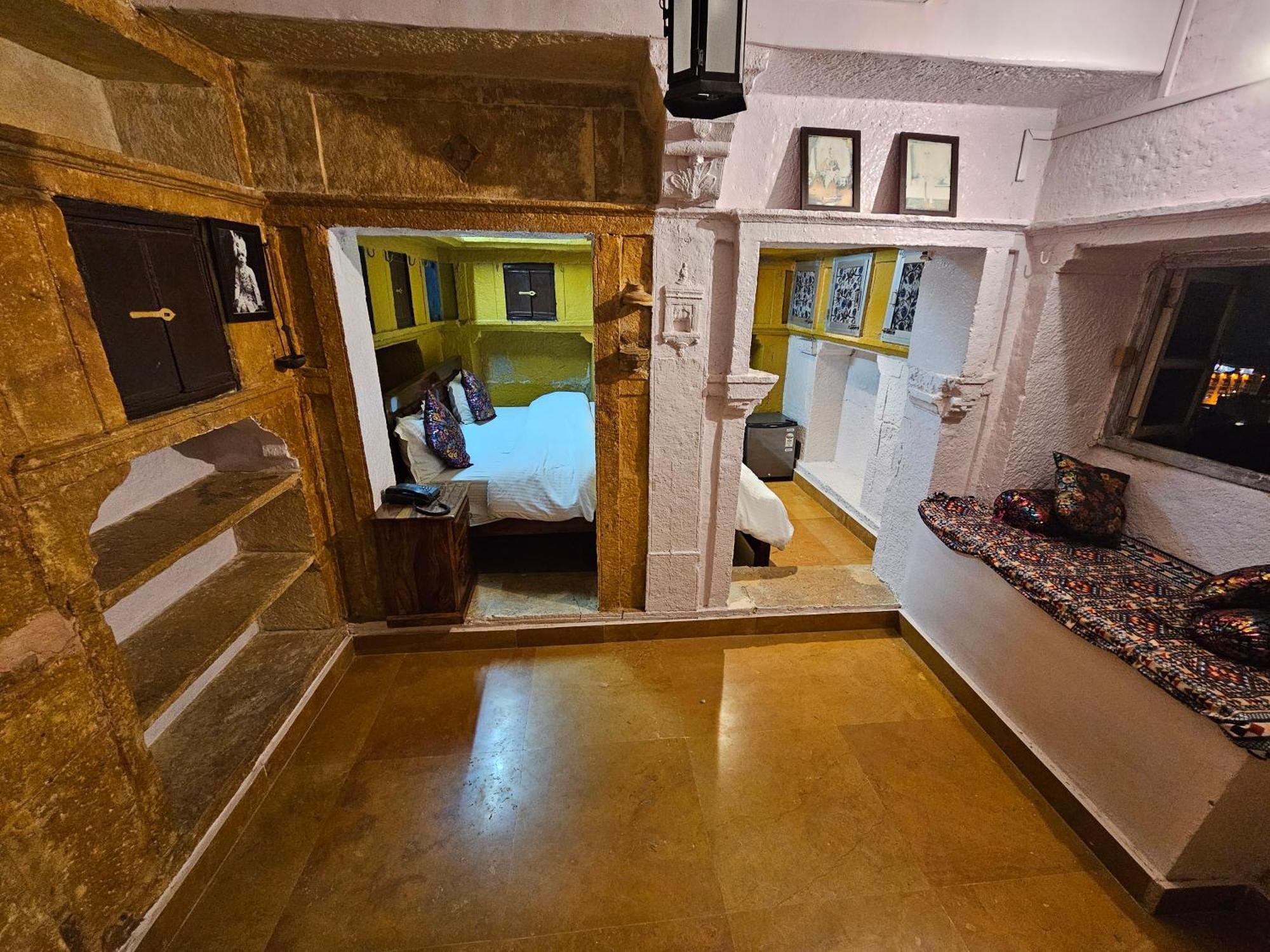 Desert Haveli Guest House Jaisalmer Kamer foto