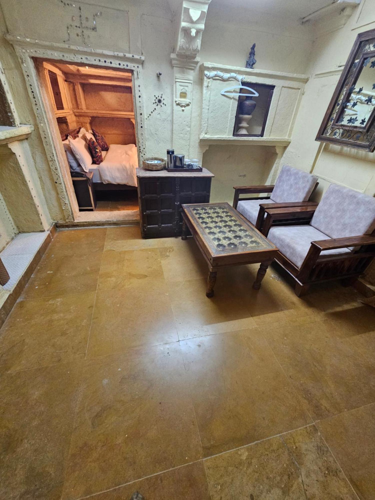 Desert Haveli Guest House Jaisalmer Kamer foto
