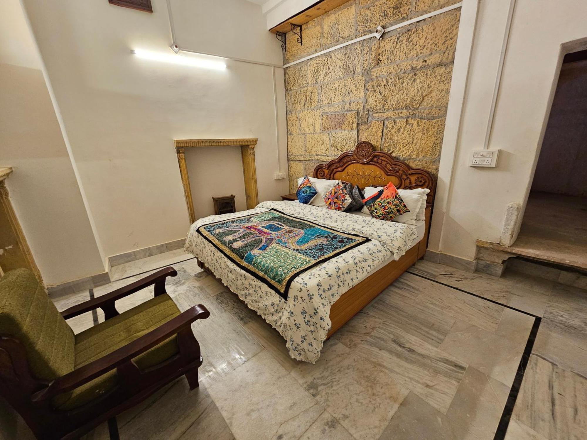 Desert Haveli Guest House Jaisalmer Kamer foto