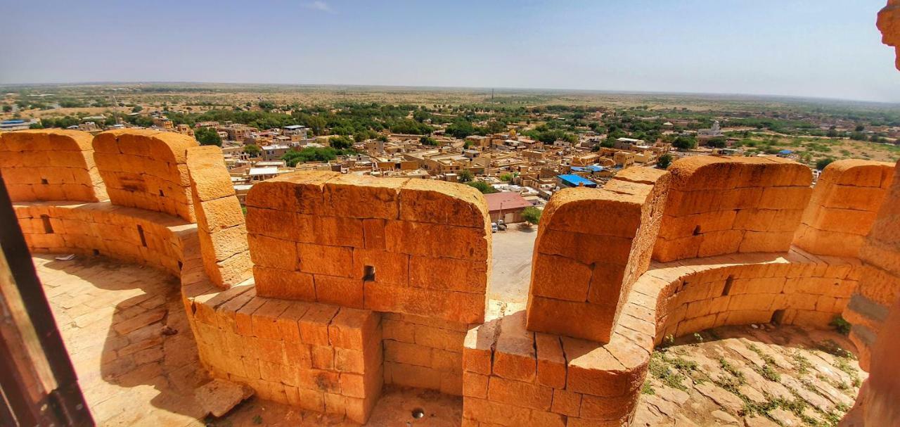 Desert Haveli Guest House Jaisalmer Buitenkant foto